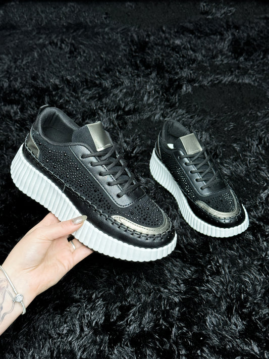 TENIS AQUA LUJO- ¡Altura, Brillo y Estilo en Cada Paso!